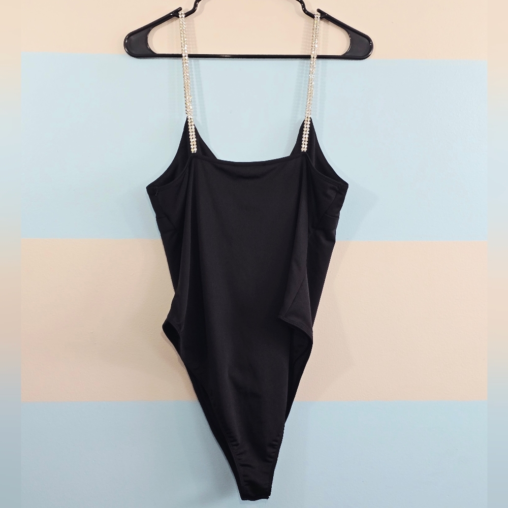 NWOT Forever 21+ Plus Size Black Scoop Neck Bodysuit - Picture 5 of 6